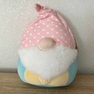Poppy the gnome 8” squishmallow